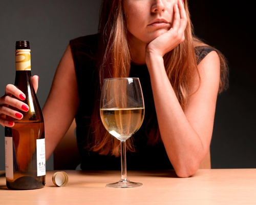 Анонимное лечение женского алкоголизма в Самаре